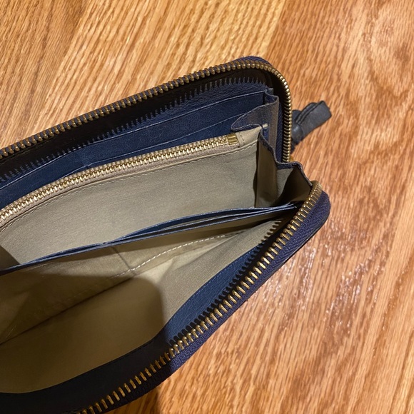 Chloe Wallet in Navy - Picture 7 of 12